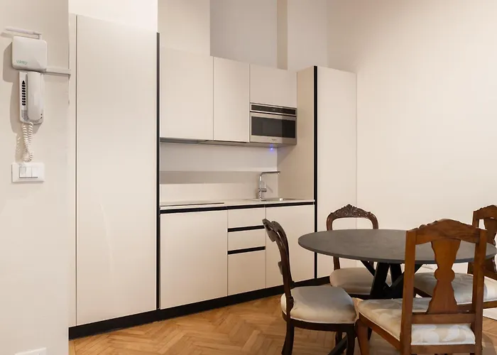 아파트 Azeglio Luxury